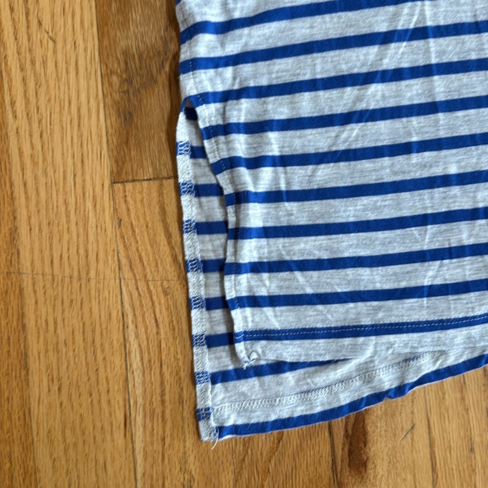 MADEWELL Gray w/ Blue Stripe Lightweight Pocket T-Shirt, Size Medium - Picture 4 of 6